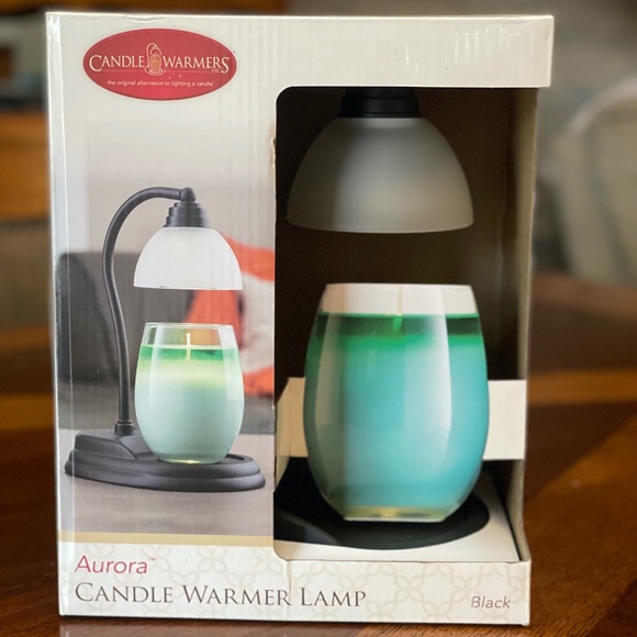 Aurora Other - ⭐️ 🎉SALE⭐️ 🎉   **NIB**   Candle Warmer Plug in Lamp